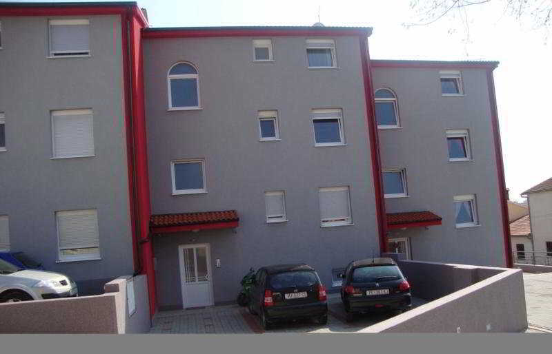 Apartments Saric Pula Bagian luar foto