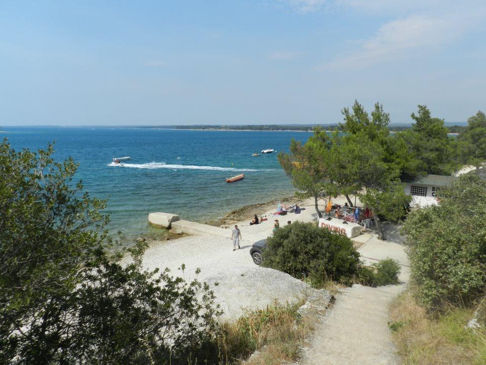 Apartments Saric Pula Bagian luar foto